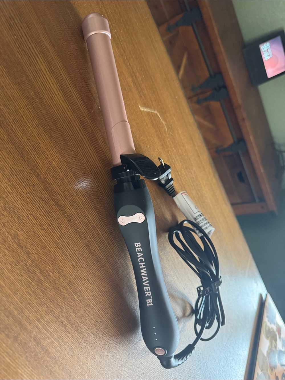 The Beachwaver Co. Rose Gold and Black Curling Iron